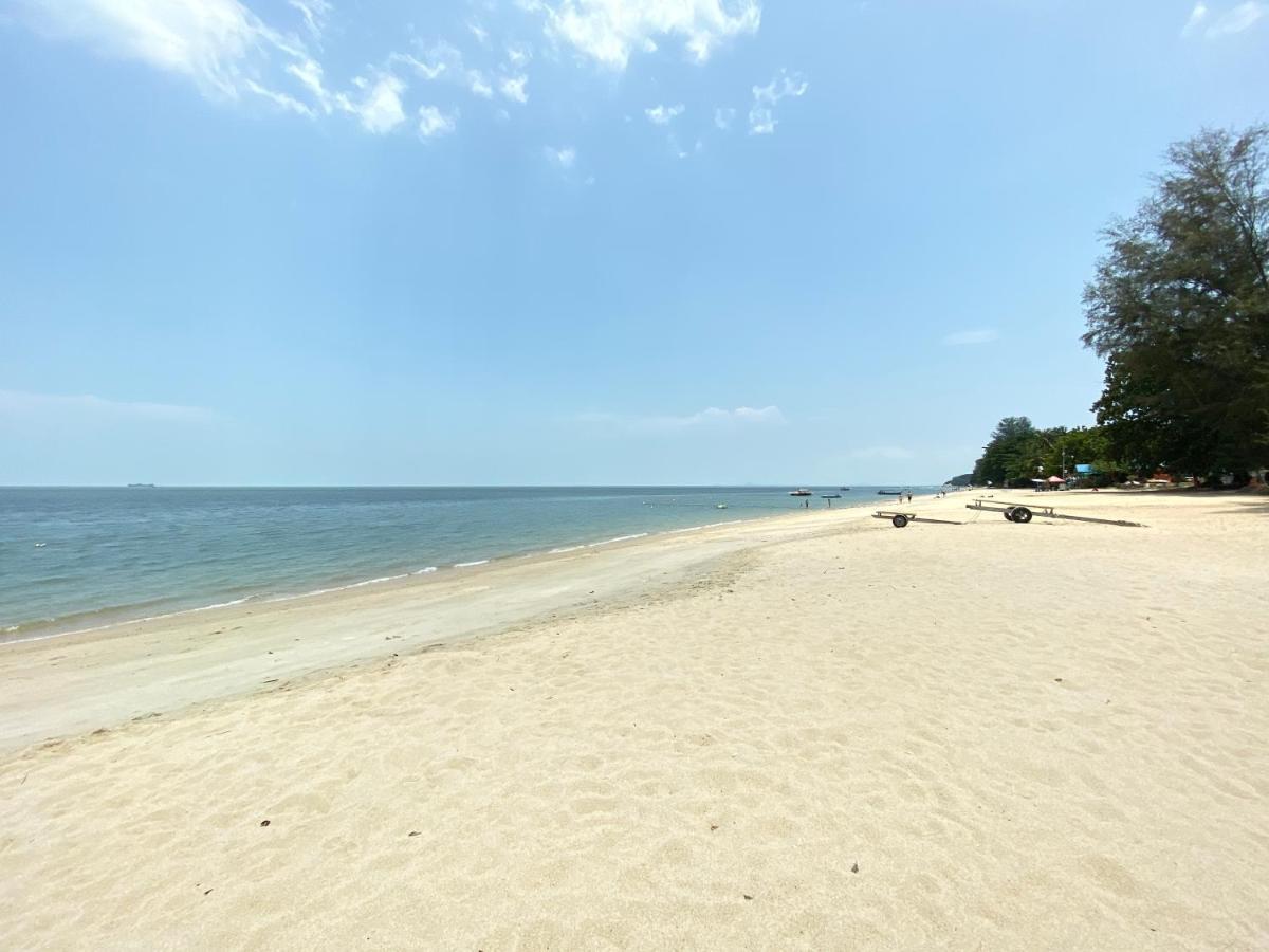 By The Sea @ Luxury Suites, Batu Feringgi Buitenkant foto