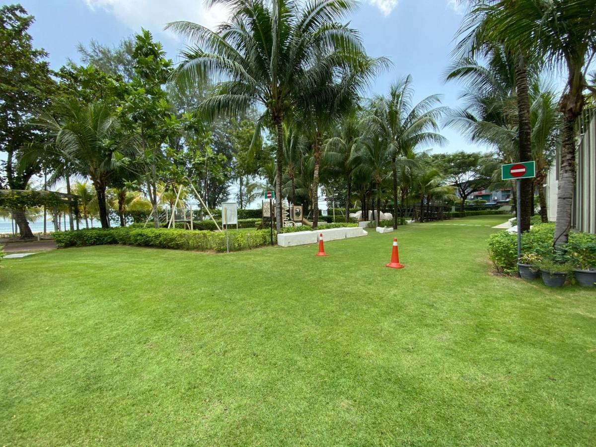 By The Sea @ Luxury Suites, Batu Feringgi Buitenkant foto
